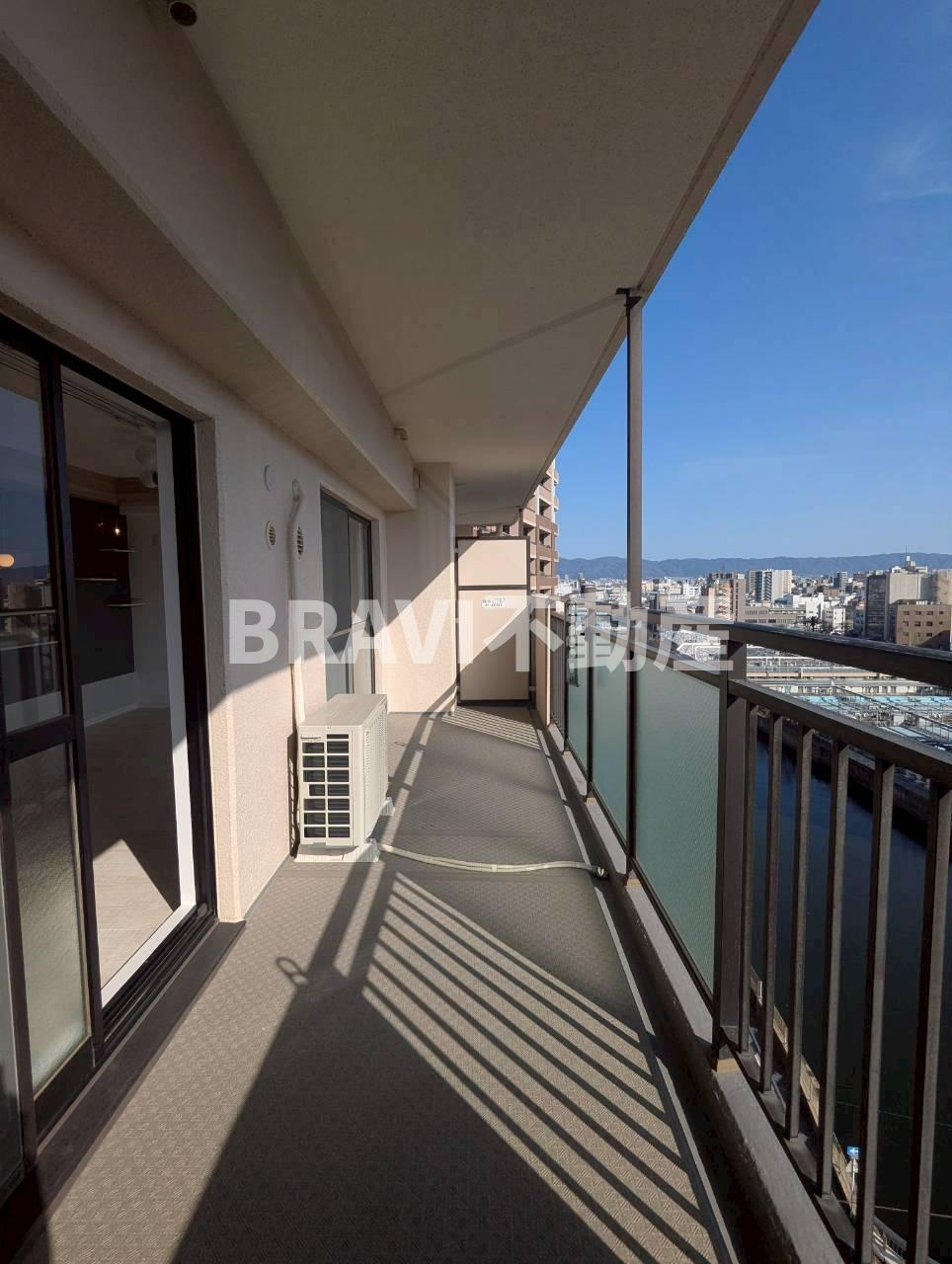 ISM大阪城公園 BRAVI不動産のバルコニー