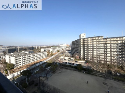 【展望】 | ドルミハイツ垂水A棟 | ◆10階のバルコニーからの景色は視界を遮るものがなく、開放感のある眺望です！