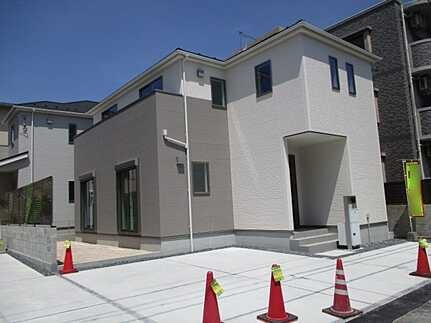広島市佐伯区五日市中央3丁目　新築一戸建て(全2棟)