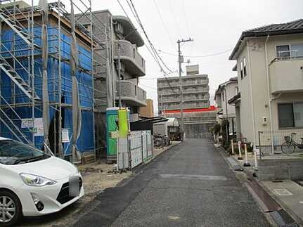 広島市佐伯区五日市中央3丁目　新築一戸建て(全2棟)の前面道路含む現地写真