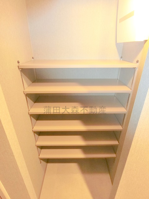 ザ・ライオンズフォーシア蒲田の設備|シューズインクローク