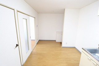 【居間・リビング】 | サニーハイツ