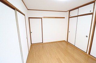 【寝室】 | サニーハイツ