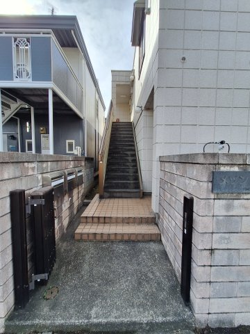 メゾンふじのエントランス