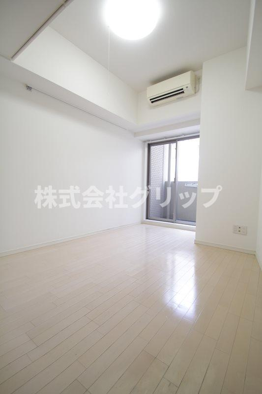 エステムプラザ横濱元町山手の洋室