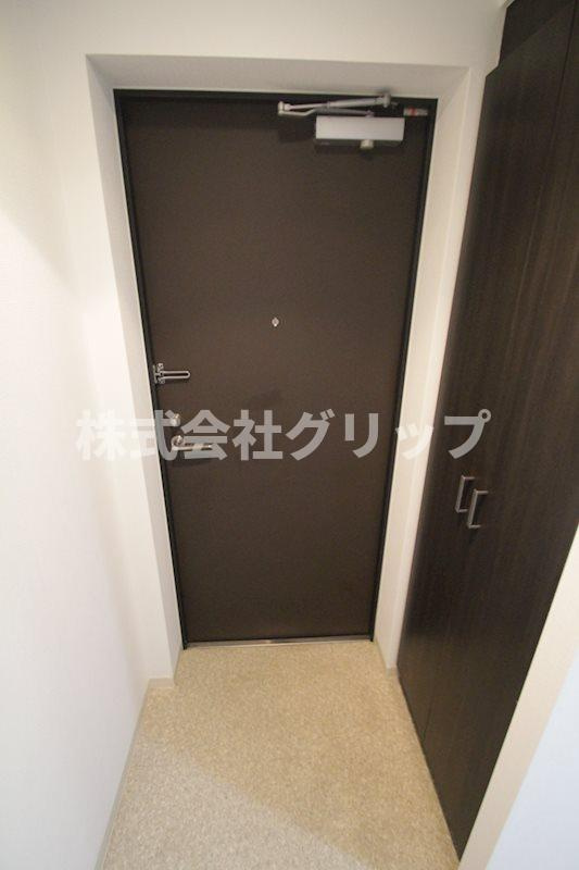 エステムプラザ横濱元町山手の玄関