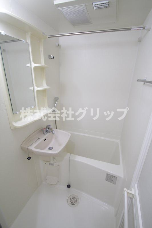 エステムプラザ横濱元町山手の浴室