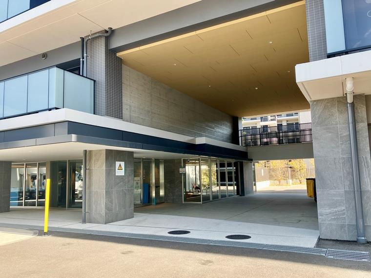 【エントランス】