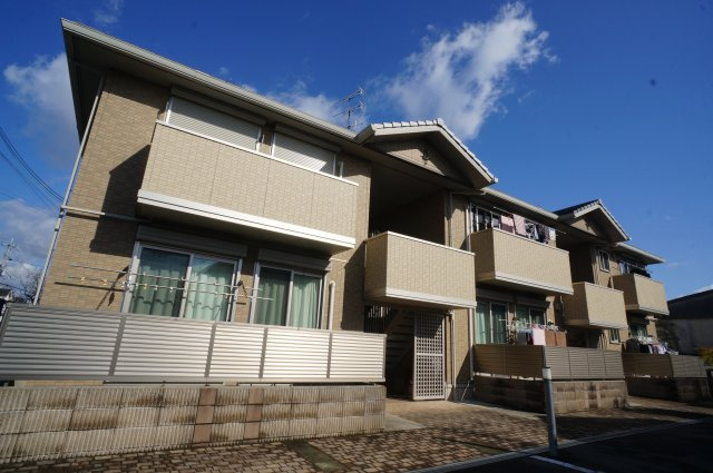 リヴェール城　A棟の外観