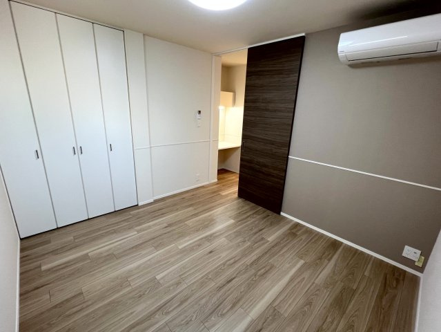 メゾン・リーブル滝野川の洋室