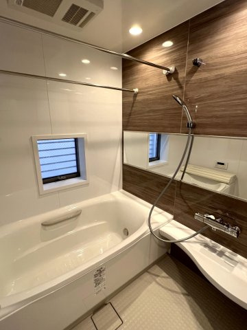 メゾン・リーブル滝野川の浴室