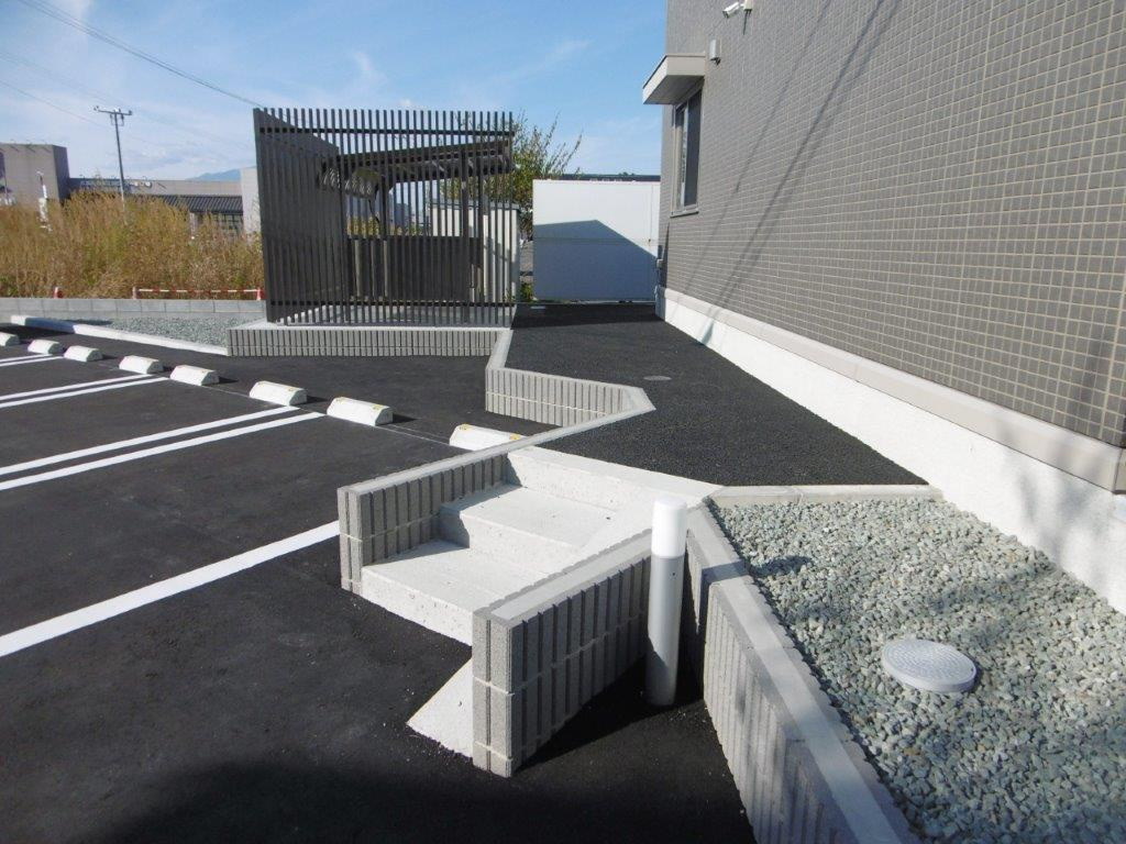 Diversita鉈屋町の駐車場