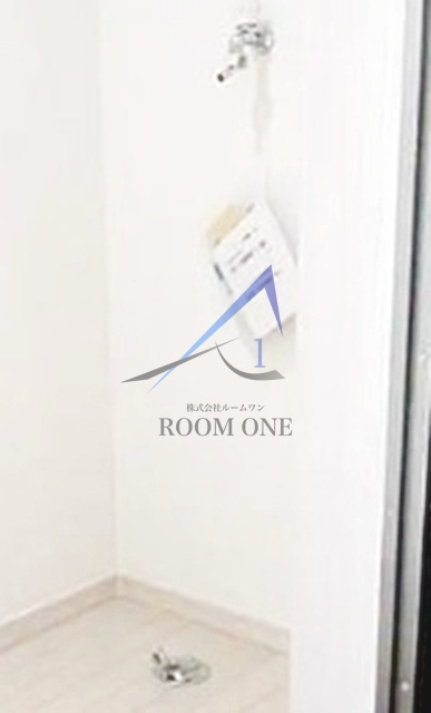 リブ北千住の設備|洗濯機置き場です。