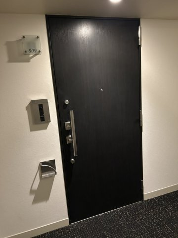 ベイクレストタワーの玄関