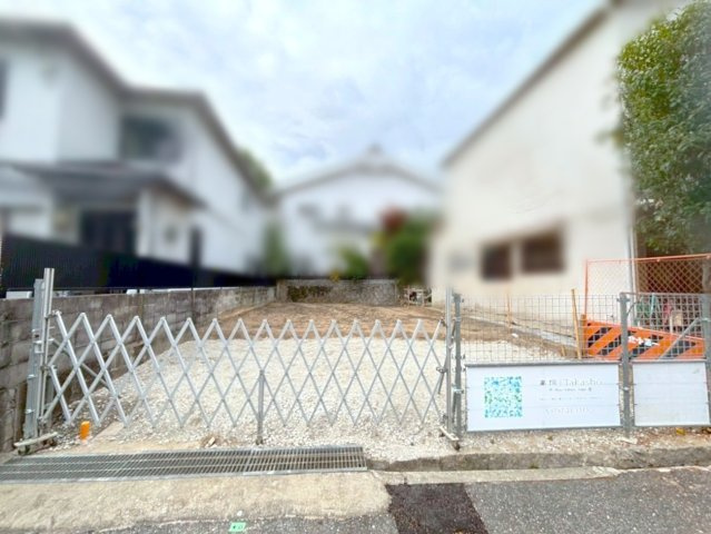 前池町6丁目 売土地の外観|お庭も駐車スペースも、どちらも叶うゆとりの約38坪
建築条件なしの自由設計用地