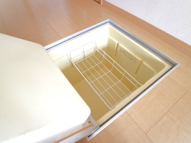 レーブフラッツの設備|床下収納