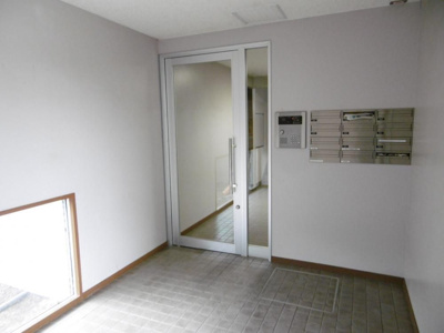 【エントランス】 | シャトー本多