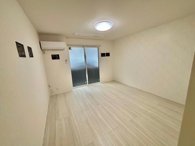 D-ROOM　正木の洋室