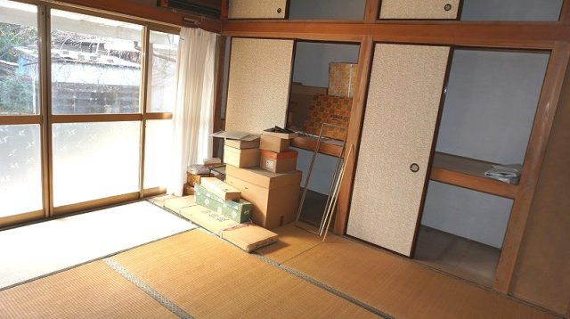 茂原市茂原　平家中古戸建の内装|敷地約81坪 北東角地 2SK平屋 倉庫付  閑静な立地 都市ガス上下水 スーパーイオン徒歩約13分