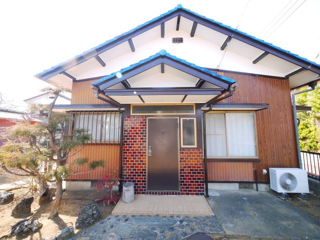 茂原市茂原　平家中古戸建の外観|敷地約81坪 北東角地 2SK平屋 倉庫付  閑静な立地 都市ガス上下水 スーパーイオン徒歩約13分