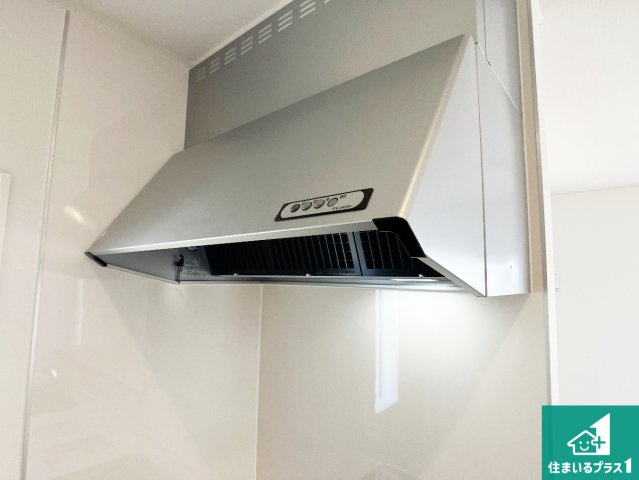 小野市神明町　第10期　新築一戸建ての設備|汚れにくいスロットフィルタでお手入れラクラク！ＬＥＤ照明付き！