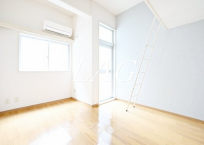 【居間・リビング】 | ライブコア赤羽 | 洋室のお部屋です。