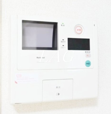 【セキュリティ】 | ラグジュアリーアパートメント本郷 | モニター付きインターホンになります。