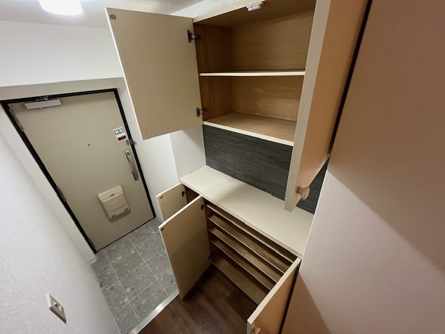 クローバーハイツ南花台の収納