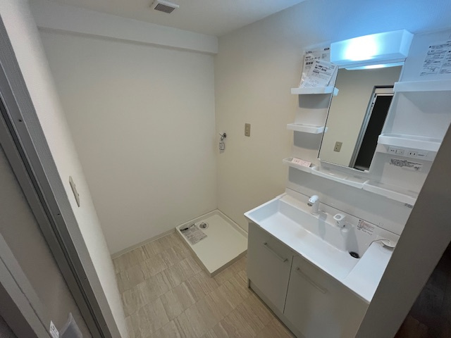 クローバーハイツ南花台の洗面所