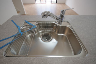 【キッチン】 | 【仲介手数料無料！！】日野市日野台4丁目　新築戸建て（全1棟）1号棟　5099万円