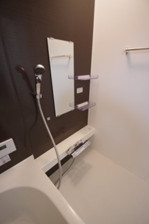 【浴室】 | 【仲介手数料無料！！】日野市日野台4丁目　新築戸建て（全1棟）1号棟　5099万円