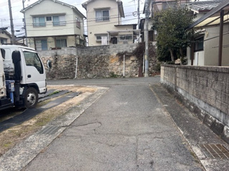 【前面道路含む現地写真】