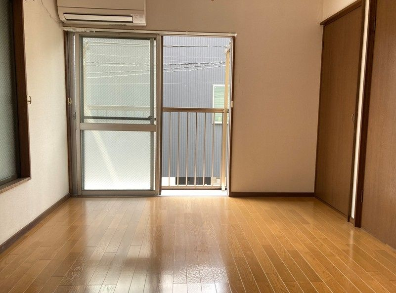 菅谷貸家の居間・リビング