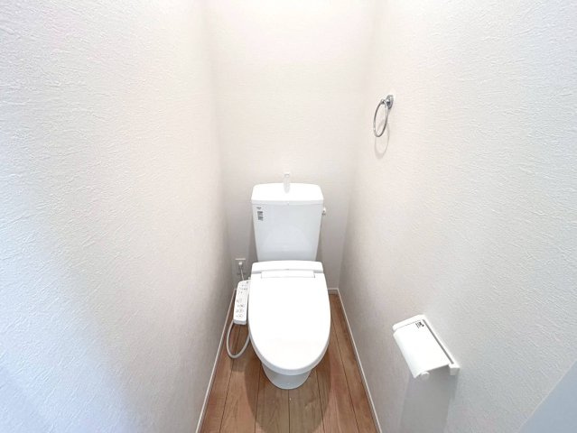 新築戸建　江南市今市場町２期　全４区画分譲のトイレ|汚れにくくお手入れし易い便器を採用しています。
