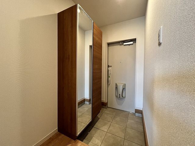 グランチェスタの玄関