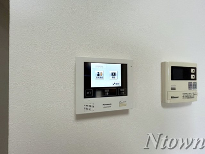 【セキュリティ】 | Wコート城西 | モニター付きインターフォンです