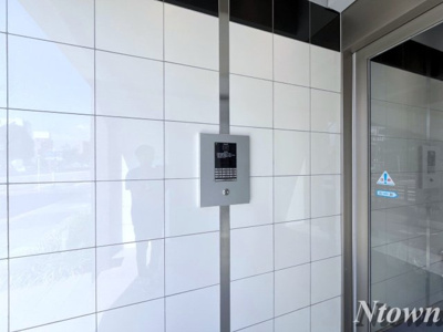 【エントランス】 | Wコート城西 | ゆとりのあるエントランスです