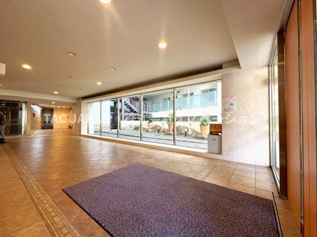 目白ガーデニアのエントランス|【新生活応援キャンペーン実施中！】  
詳細はお気軽にお問合せください。