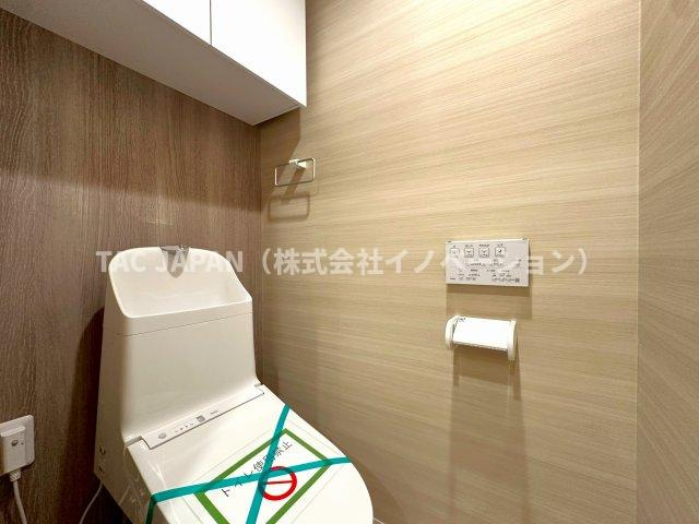 目白ガーデニアのトイレ|洗練されたデザインと落ち着いた色調が生む、清潔感あふれる上質な空間。使い心地にこだわった、快適で心地よいパウダールーム。