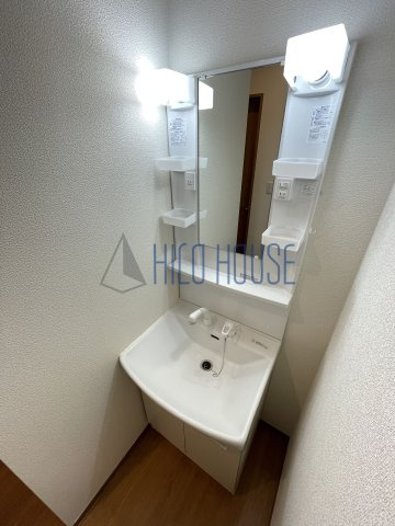 グランソフィア的場の洗面所