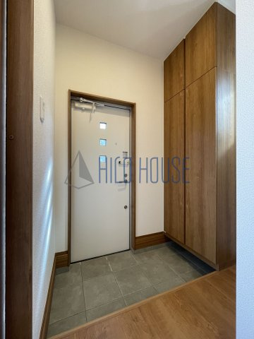 グランソフィア的場の玄関