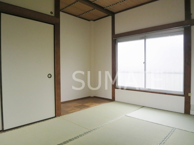 第二臼倉荘の寝室|落ち着いた和室です。