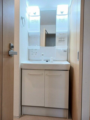 【洗面所】 | シティハイムＥ