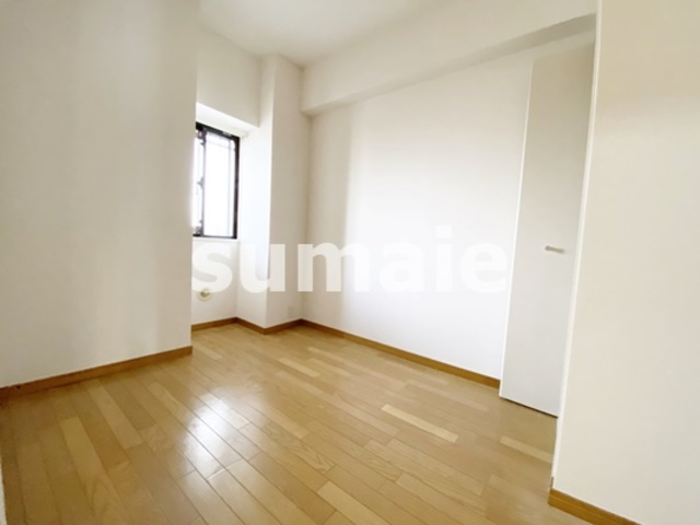 コスモ与野チェロードの寝室|フローリングの状態、良好です☆