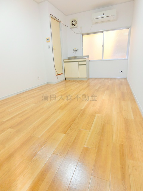 山王ハウスの居間・リビング