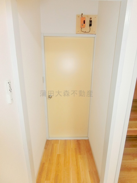 山王ハウスの玄関