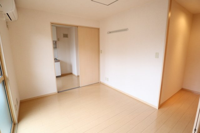 リヴェールシャトー　Ａ棟の洋室