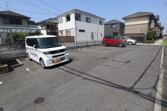 リヴェールシャトー　Ａ棟の駐車場