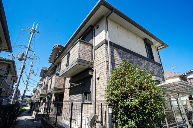 リヴェールシャトー　Ａ棟の外観