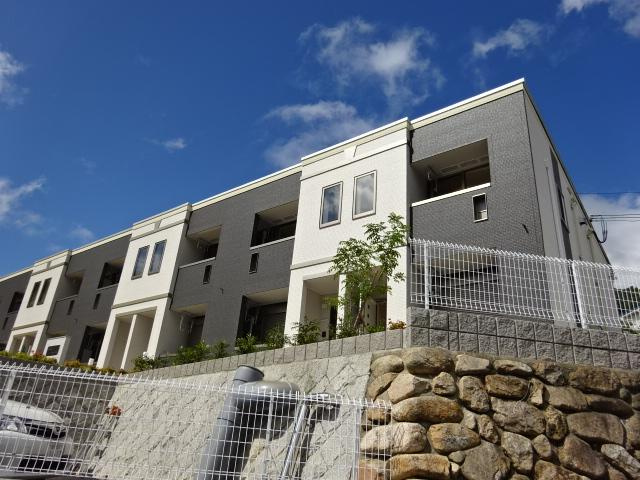 エッセンティア谷上の外観|外観写真（昼）